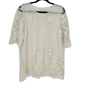 Simply couture womens sz XL ivory white lacy floral overlay short sleeve blouse